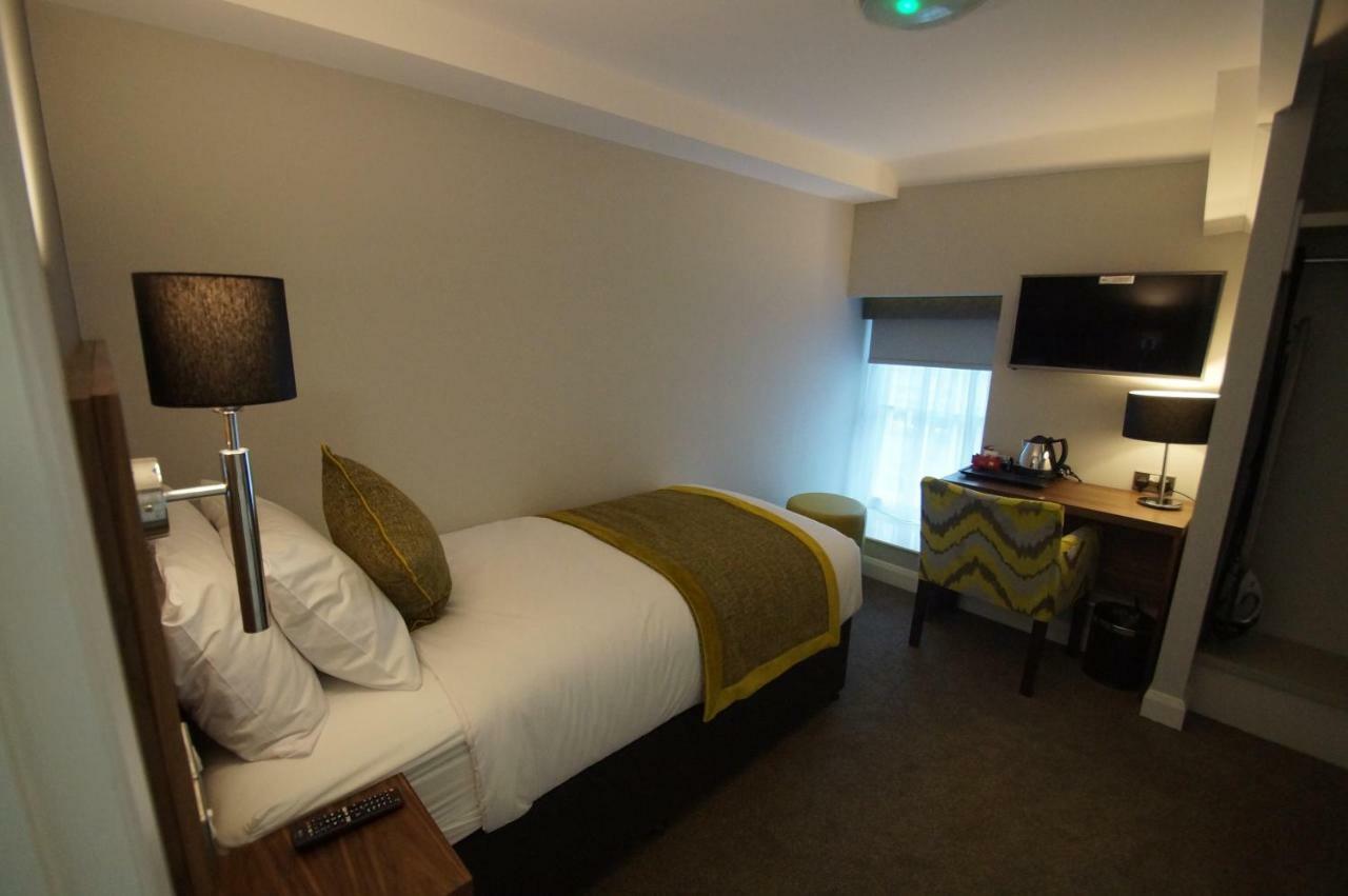 New Park Hotel カーマーゼン エクステリア 写真