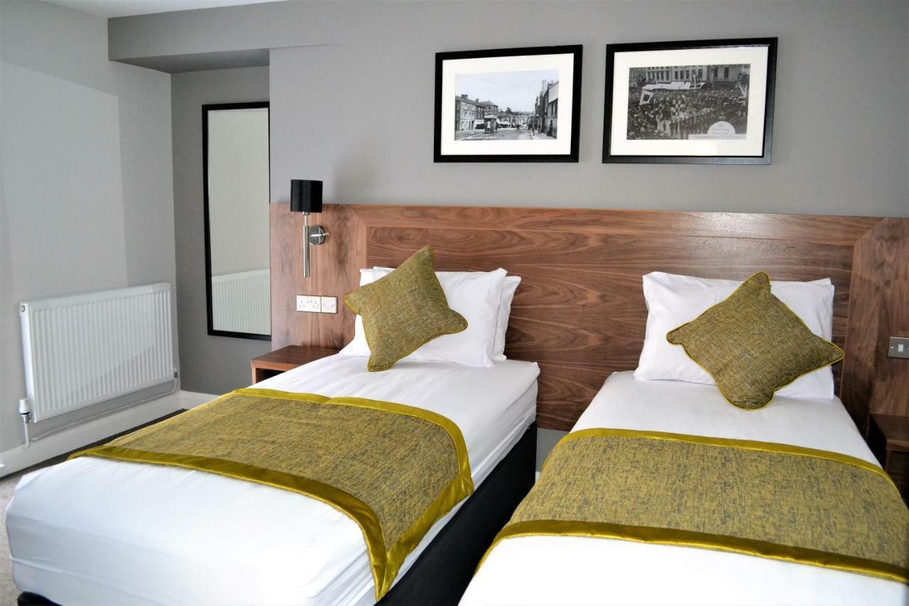 New Park Hotel カーマーゼン エクステリア 写真